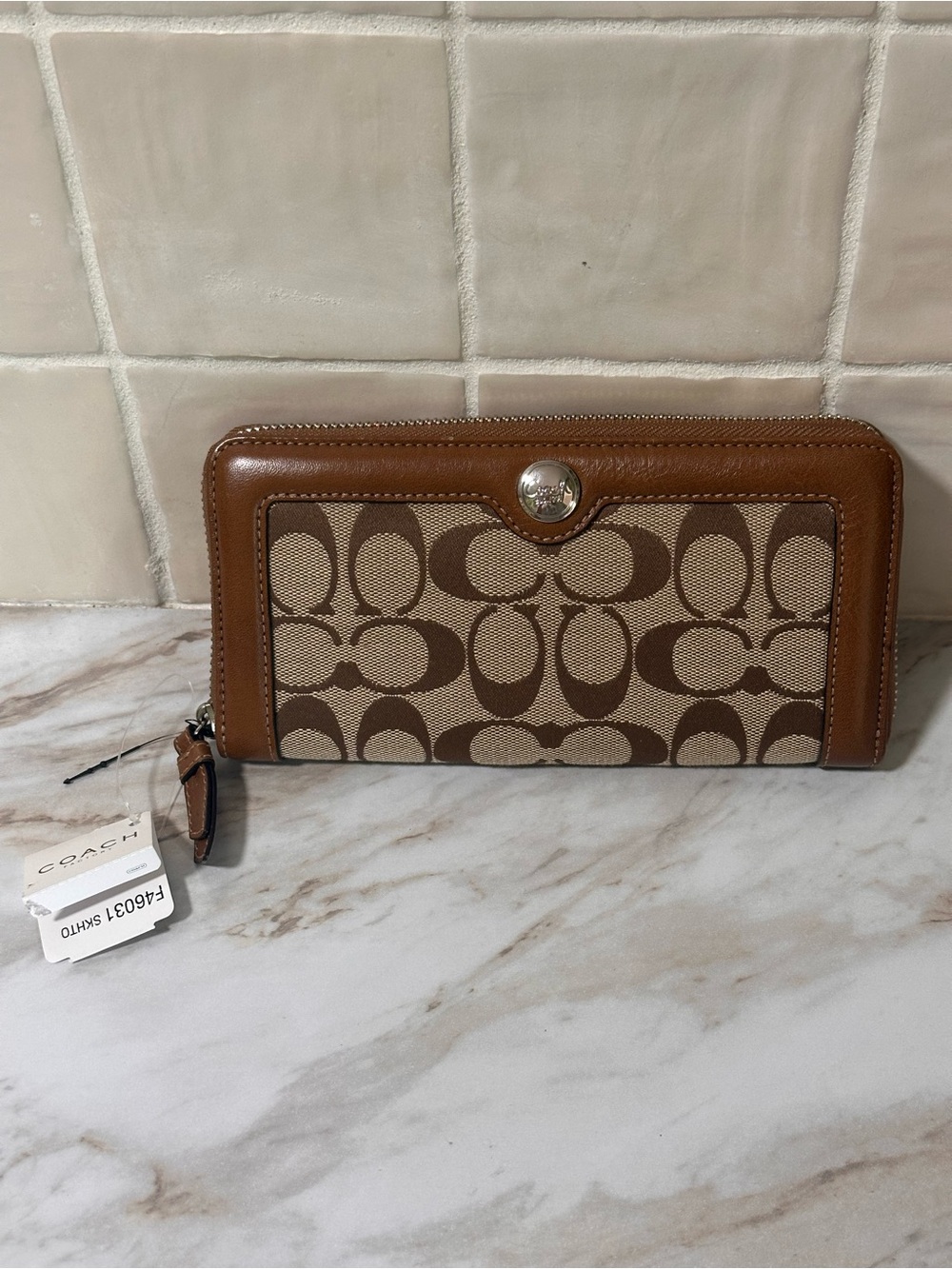 NWT- Coach Signature Zip-Around Accordion Wallet (style code F46031)